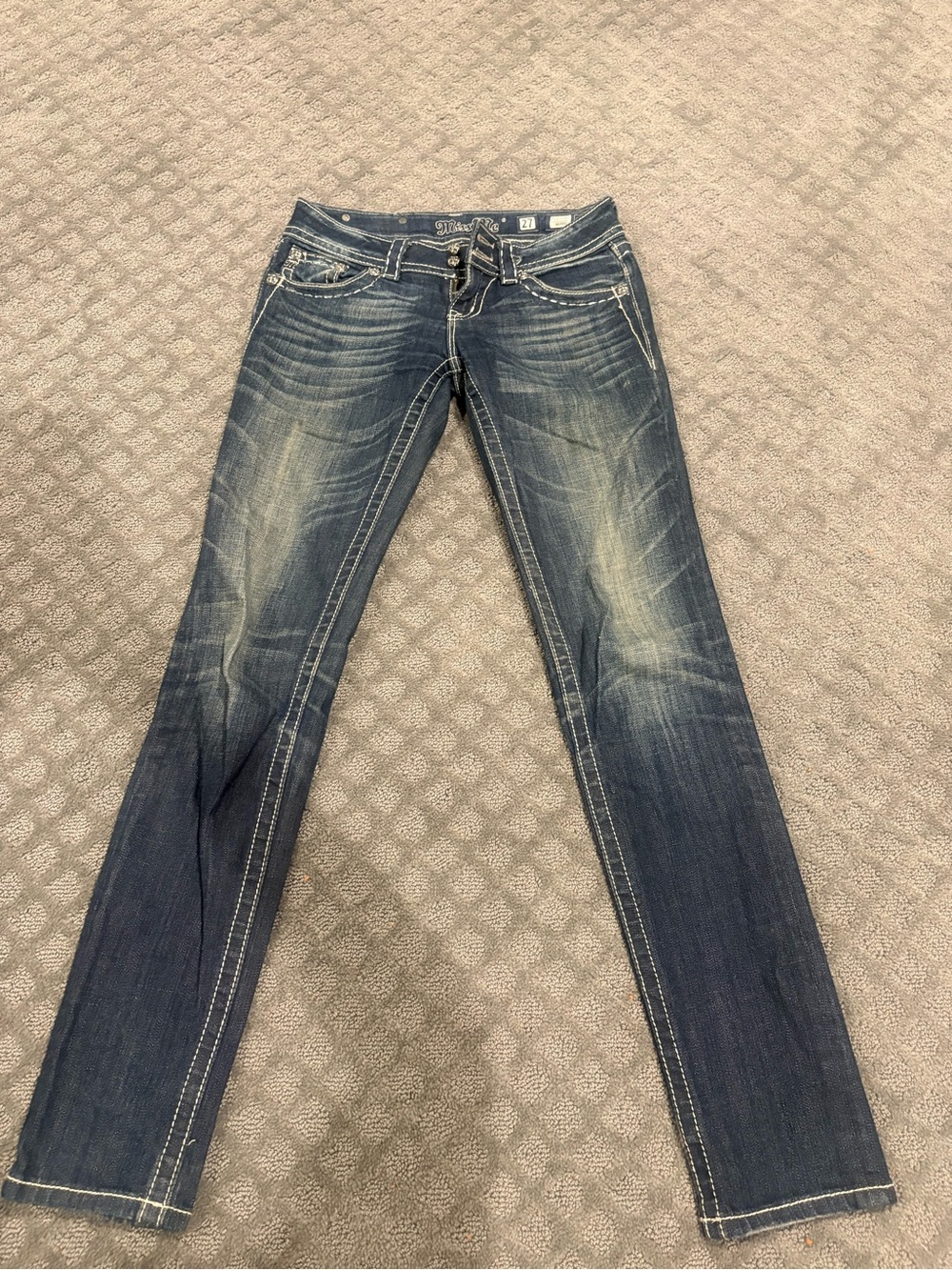 Miss Me Skinny Jeans in Distressed Dark Blue